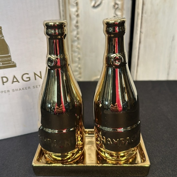 Metallic Gold Champagne Salt and Pepper Shaker Set - Picture 2 of 6